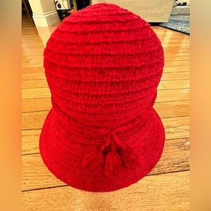 Betmar NY red travel bucket hat (drop)